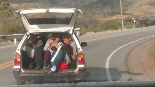 Vía WhatsApp: la gente viaja así en la carretera Cusco-Abancay - 1
