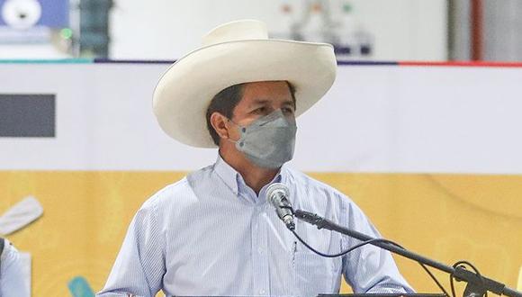 Castillo Terrones aseguró que se sancionará a las empresas que contaminen porque no le deben favores a nadie. (Foto: Presidencia)