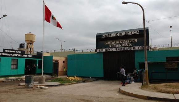 Los pacientes de 49 y 43 años llegaron desde Lima al establecimiento penitenciario de Chimbote hace unas semanas.  (Foto: Laura Urbina)