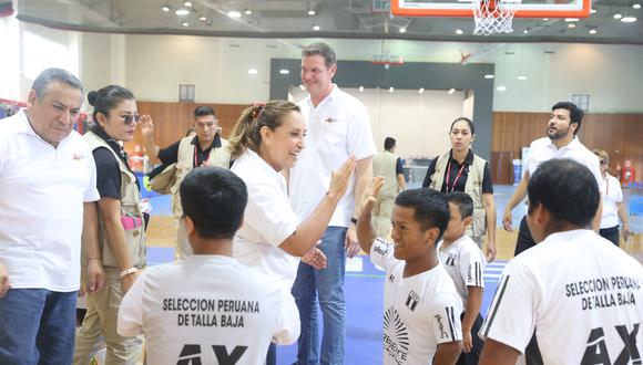 Fue una visita a los diferentes escenarios deportivos ubicados en la Villa Deportiva Nacional (Videna), y estuvo acompañada del Director de Legado y del presidente del Comité Olímpico Peruano.