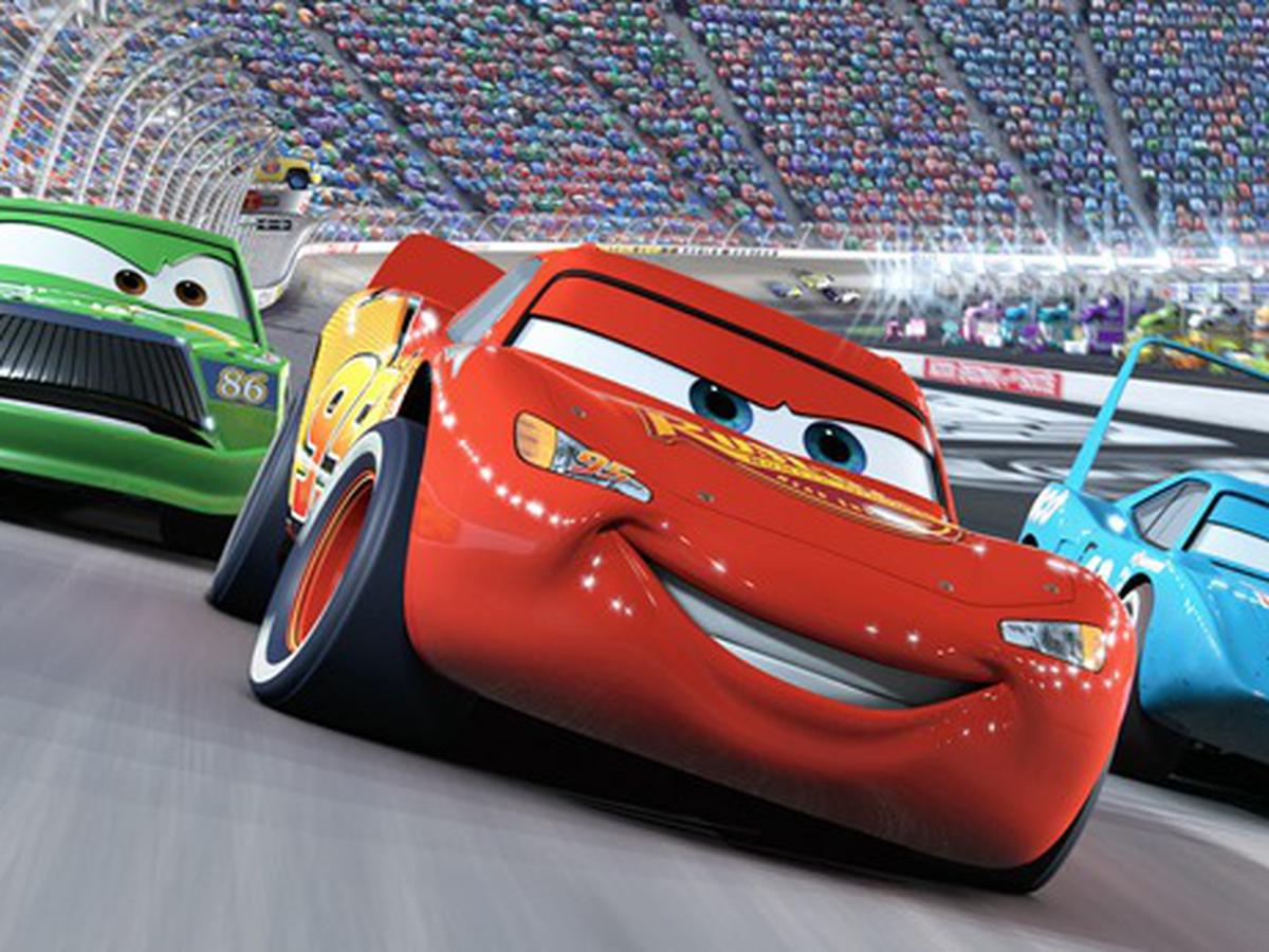 Facebook: Cars 3: mira el accidente de Rayo McQueen en nuevo póster, LUCES