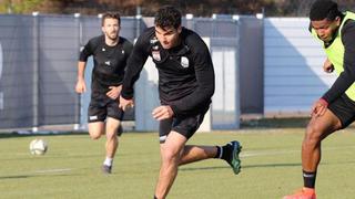 Matías Succar hizo su debut oficial en el fútbol austriaco: jugó por el Juniors OÖ, de la Segunda