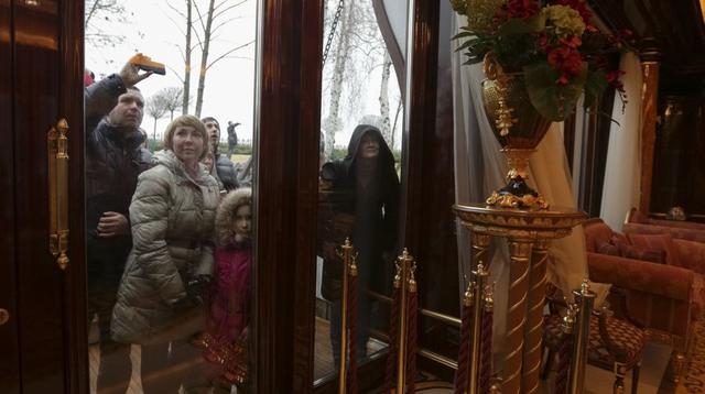 Un tour por la lujosa residencia del ex presidente de Ucrania - 1