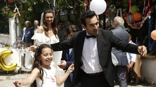 Las fotos que no habías visto de la boda de Demir y Candan en el final de “Mi hija”