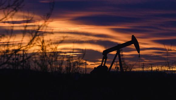 El petróleo obtuvo algo de apoyo gracias a una interrupción del bombeo en Libia. (Foto: AP)