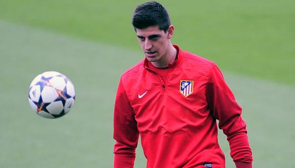 Si Atlético enfrenta a Chelsea, pagaría por alinear a Courtois