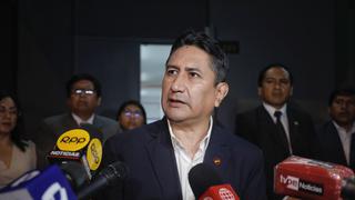 Vladimir Cerrón justifica votos de Perú Libre a vacancia de Pedro Castillo y rechazo a Dina Boluarte