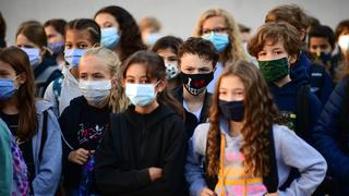 Millones de niños europeos vuelven al colegio luego de 6 meses de crisis por el coronavirus