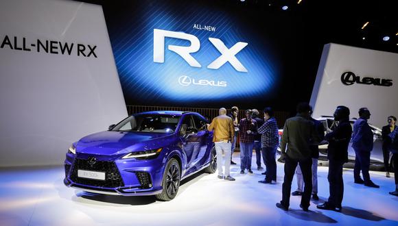 Lexus presentó en Bruselas su nueva opción para la movilidad sostenible. El vehículo tiene tres versiones eléctricas.