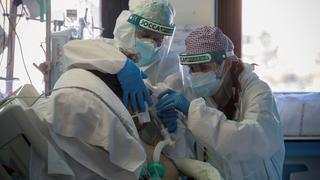 Coronavirus: OMS advierte que una reapertura precipitada de España puede ser fatal
