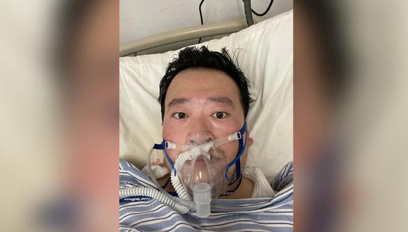 Li Wenliang publicó en las redes sociales una foto suya desde su cama en el hospital el 31 de enero. Al día siguiente fue diagnosticado con coronavirus. (WEIBO/CNN)