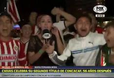 Reportera de FOX Sports fue acosada en vivo por hinchas de Chivas
