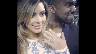 Kim Kardashian se comprometió con Kanye West y mostró su anillo