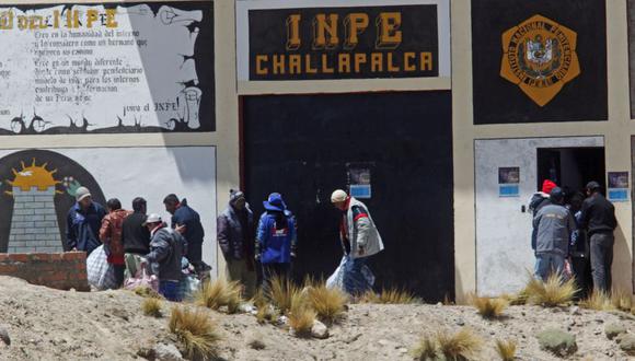 Un grupo de policías de Tacna se dirige al establecimiento penitenciario para restablecer el orden, según Canal N. (Foto: El Comercio)