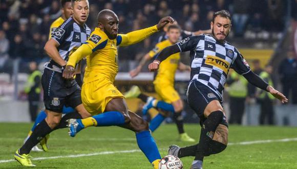 Gustavo Dulanto ha comenzado a sumar minutos con el Boavista. (Foto: Agencias)