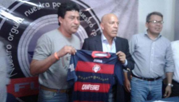 Roberto Mosquera fue presentado como entrenador del Wilstermann