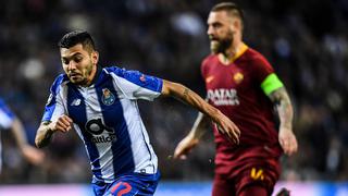 La asombrosa carrera y 'timing' de Corona en el primer gol de Porto vs. Roma | VIDEO