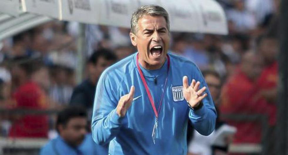 La salida de Pablo Bengoechea golpeó a los hinchas de Alianza Lima. | Foto: Club Alianza Lima