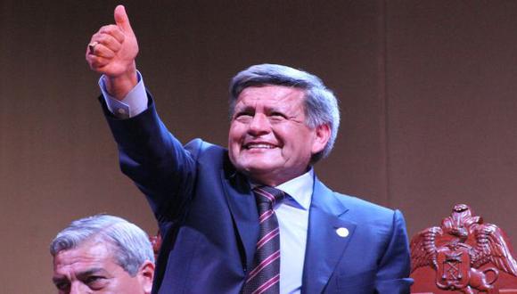 César Acuña deja La Libertad tras solo 10 meses como gobernador