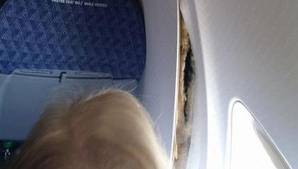 Avión presentó un forado en su interior en pleno vuelo