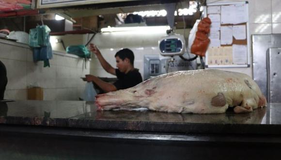 La pata de cerdo se cocina aparte o se utiliza como relleno para las populares hallacas. (Foto: G. D. OLMO, via BBC Mundo)