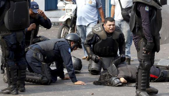 Venezuela: Dos policías mueren atropellados en una protesta