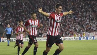 Copa Libertadores: Estudiantes goleó con triplete de Carrillo