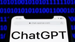 Crece la prohibición de ChatGPT: ahora la Universidad de Hong Kong veta temporalmente su uso
