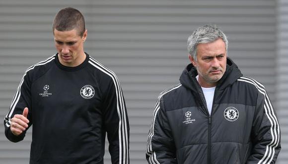 Fernando Torres no se va del Chelsea, aseguró José Mourinho