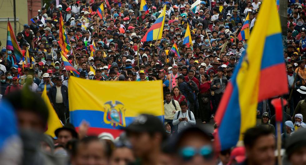 Las alzas llevaron a que miles salieran de Los Andes y territorios amazónicos para protestar. (Foto: AFP)