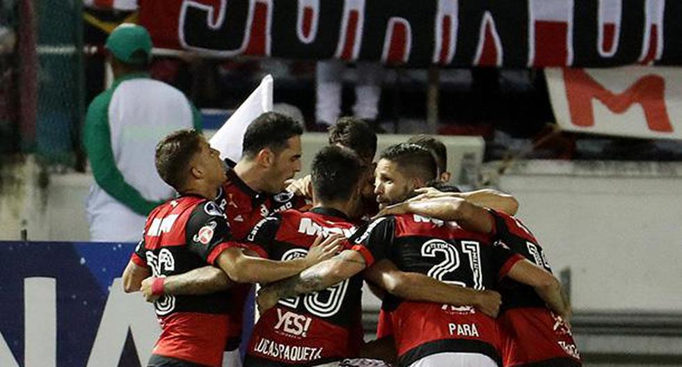 Flamengo venció 2-0 a Junior en Barranquilla y clasificó a la final de la Copa Sudamericana. Miguel Trauco jugó todo el partido. (Foto: EFE | Video: YouTube)