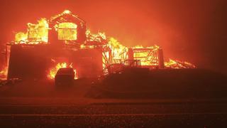 Fotos impactantes de los incendios que arrasan California
