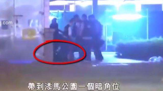 La golpiza contra un manifestante que ha indignado a Hong Kong - 1