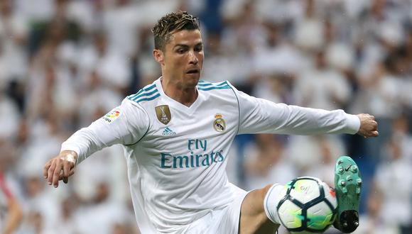 Cristiano Ronaldo se daño el tobillo derecho luego de anotar el primer gol del Real Madrid en el clásico español. En menos de 48 horas, el luso ha mejorado notablemente para sorpresa de todos. (Foto: Reuters)