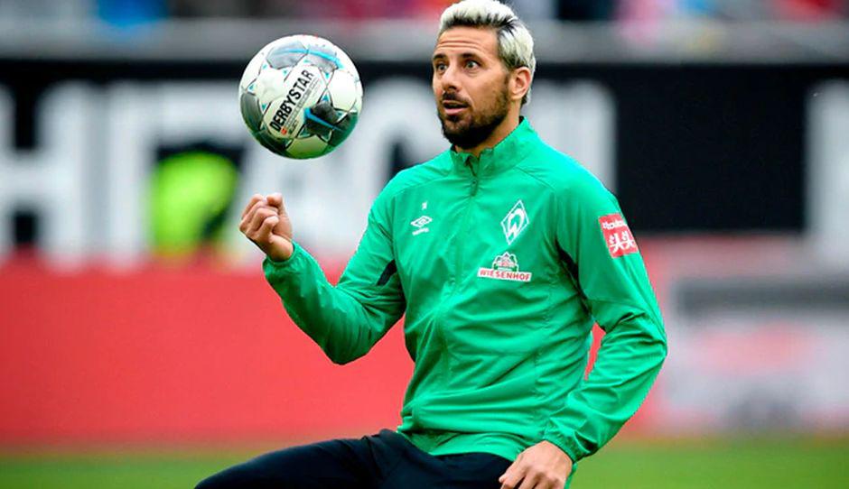 Claudio Pizarro, a sus 41 años, es protagonista de varias inconductas. (Foto: AFP)