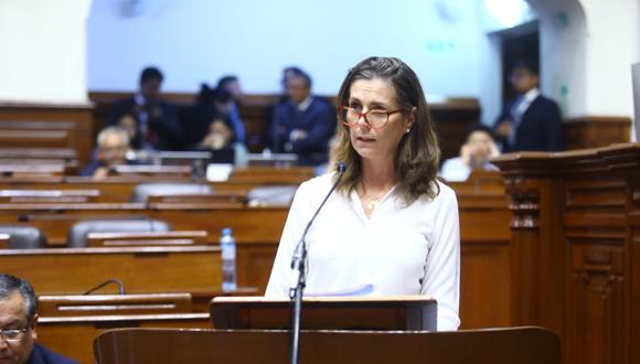 Hania Pérez de Cuéllar, ministra de Vivienda, ya ha sido interpelada anteriormente por el pleno. (Foto: Congreso)