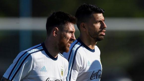 Sergio Agüero se refiere a la salida de Lionel Messi y su firma por Barcelona. (Foto: EFE)