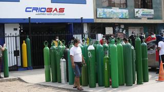 COVID-19: vuelven a registrarse largas colas para recargar balones de oxígeno