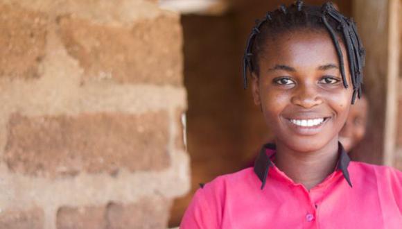 A la estudiante Stella Odobi le preocupa que los padres no estén enseñando los idiomas Ubang a sus hijos.