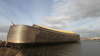 Un paseo por la réplica del Arca de Noé en Holanda
