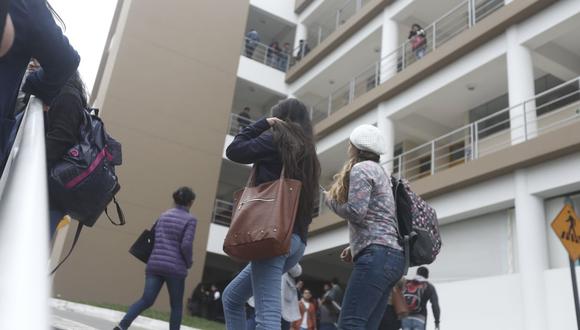 El porcentaje de deserción de estudiantes universitarios subió en 4% en el 2020 durante la pandemia | Foto: Referencial / GEC