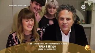Golden Globes 2021: Mark Ruffalo recibe premio desde casa y sus hijos se roban la atención | VIDEO