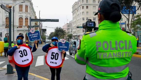Inicia campaña ¡No Te Aceleres! en el Cercado de Lima y anuncian que en agosto será la imposición de multas para quienes no respeten los nuevos límites de velocidad en zonas urbanas. (Foto: Municipalidad de Lima)
