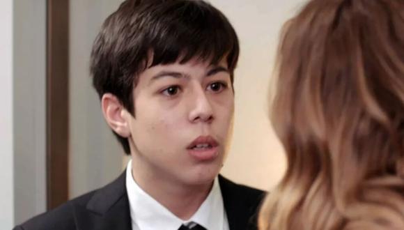 El actor Alp Akar tiene 16 años, la misma edad que su personaje Alí en “Infiel” (Foto: Medyapim)