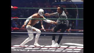 Hamilton debutó en la lucha libre en su visita a México [FOTOS]