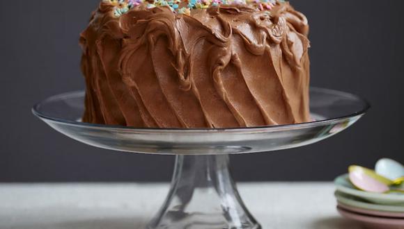 Un pastel de chocolate sobre la mesa. | Imagen referencial: Pexels
