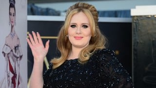 Adele impacta a sus fans con drástico cambio de look 