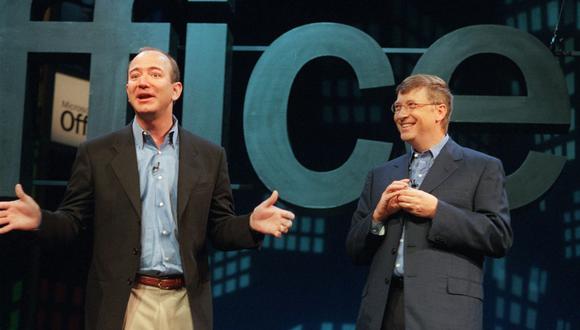 Los multimillonarios Jeff Bezos, de Amazon, y Bill Gates, de Microsoft. (Foto: AP)