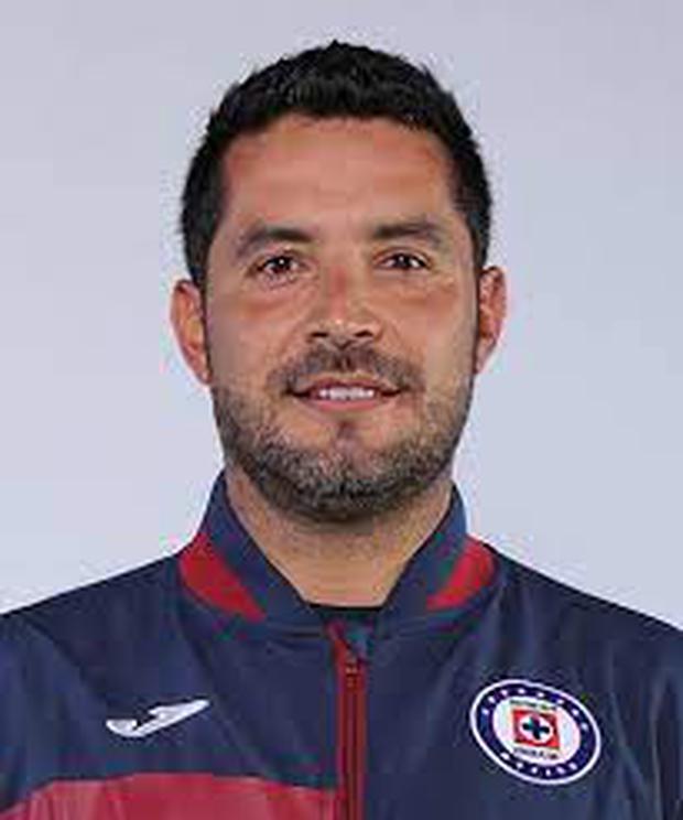 Orozco no supera los 40 años, pero asumió la Sub-20 de Cruz Azul.