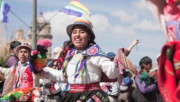 Compartimos las mejores frases cortas y bonitas para festejar y enviar este 28 de julio por Fiestas Patrias peruanas 2023. (Foto: iStock)